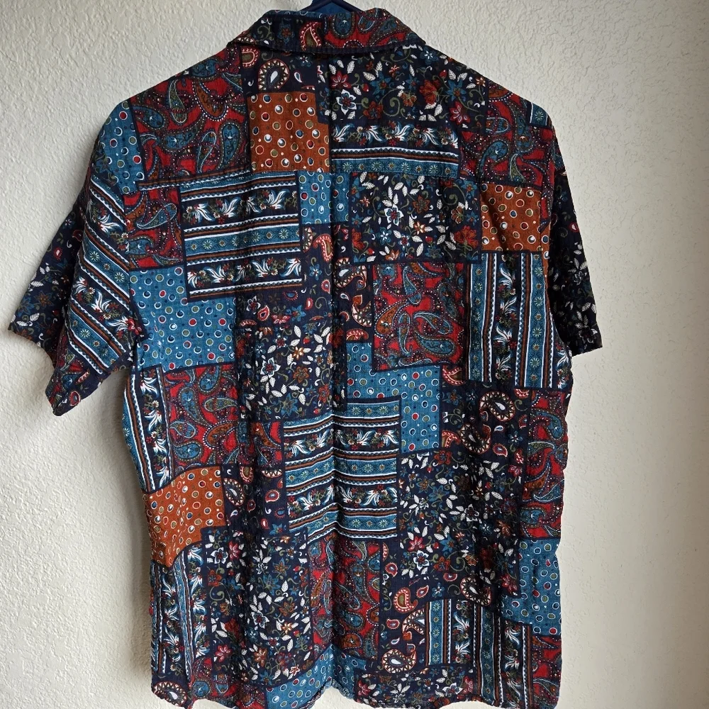 VATPAVE Men's Colorful Patchwork Button Down Shirt - Picture 2 of 4